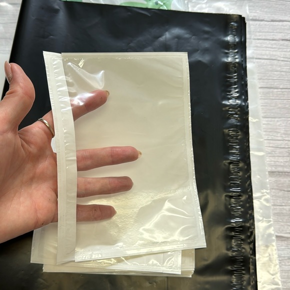 📦Shipping Supplies 📦Poly Mailer Package includes stickers! - Picture 16 of 16